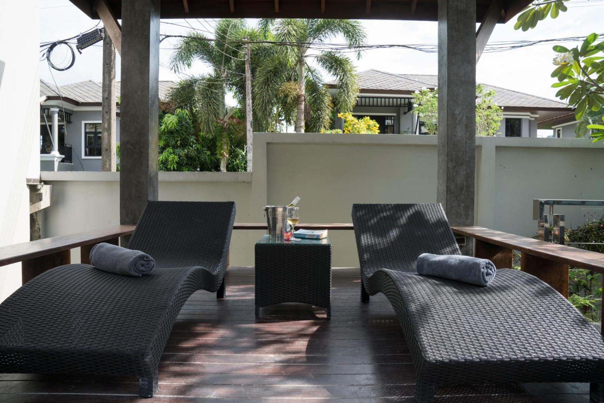 Narintara Private Pool Villas - Free Tuk-Tuk Service To The Beach! Ao Nang المظهر الخارجي الصورة
